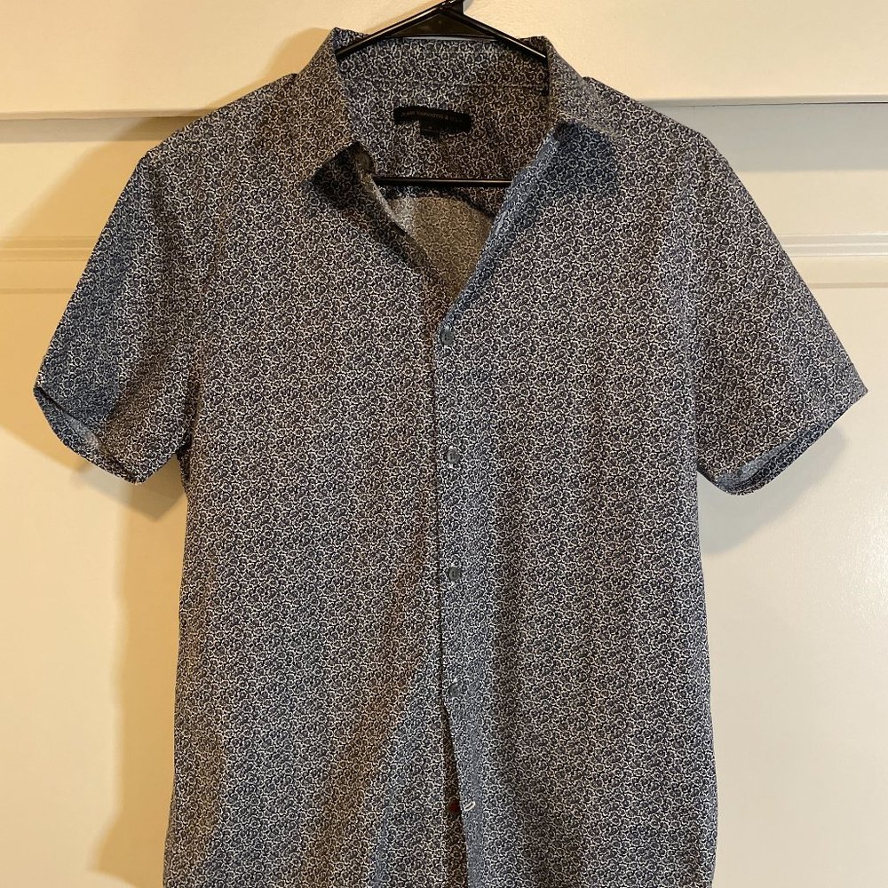 Men's Small John Varvatos Grey Short Sleeved Button Down